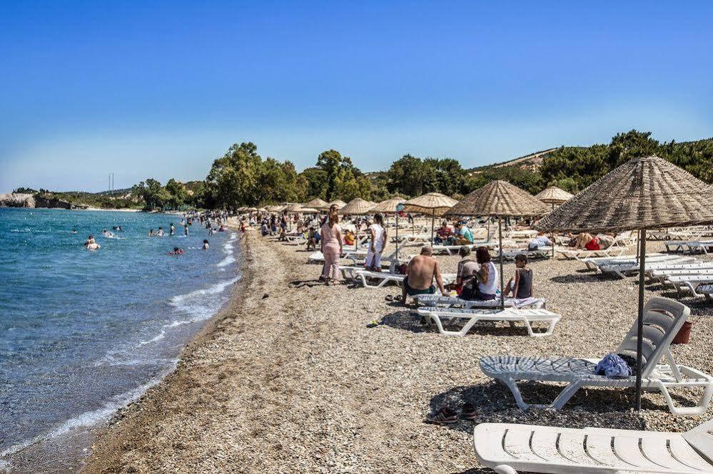 Hanedan Beach Hotel Foça Bagian luar foto