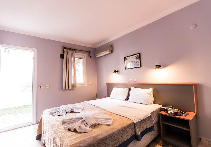 Hanedan Beach Hotel Foça Bagian luar foto