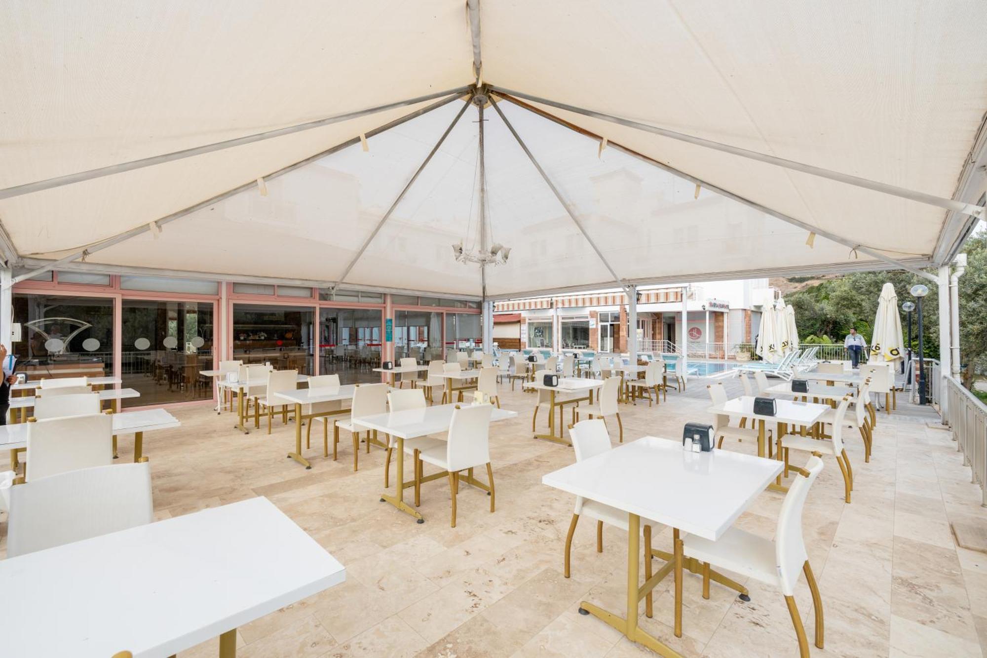 Hanedan Beach Hotel Foça Bagian luar foto