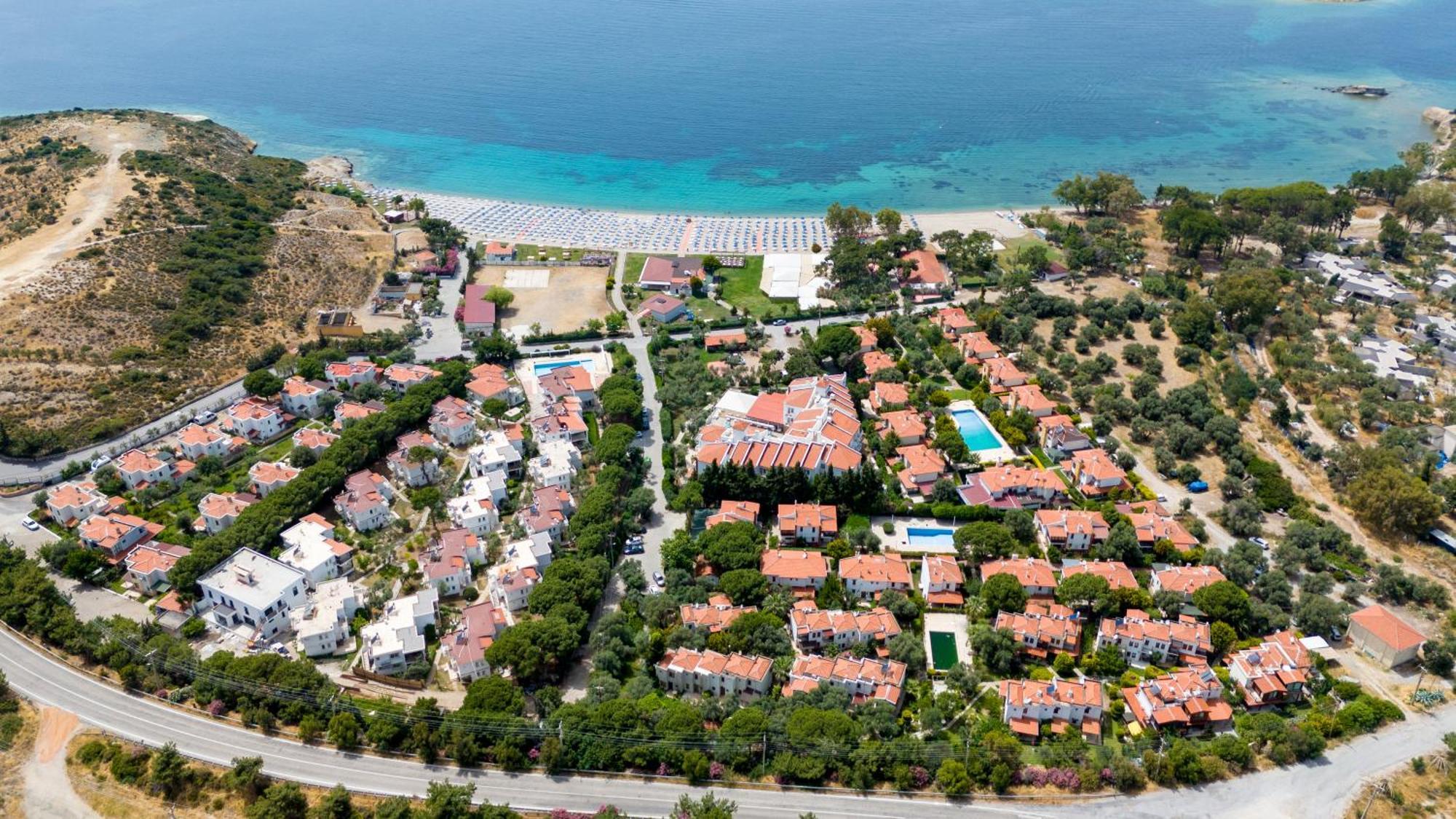 Hanedan Beach Hotel Foça Bagian luar foto